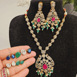 Necklace earrings set